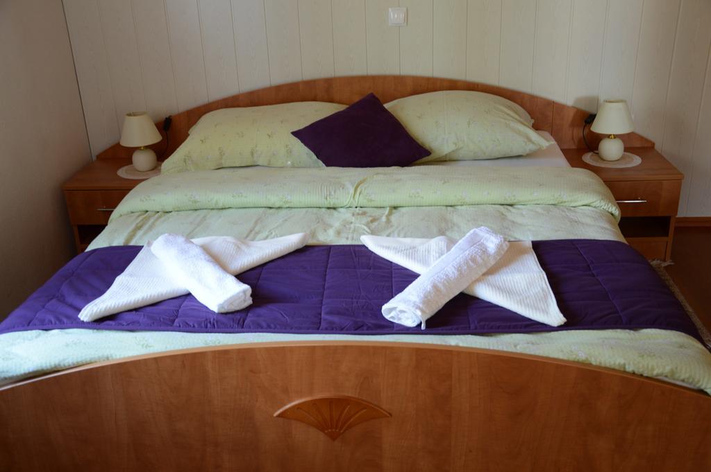 צ'רקנו Apartmens And Rooms Sostar חדר תמונה